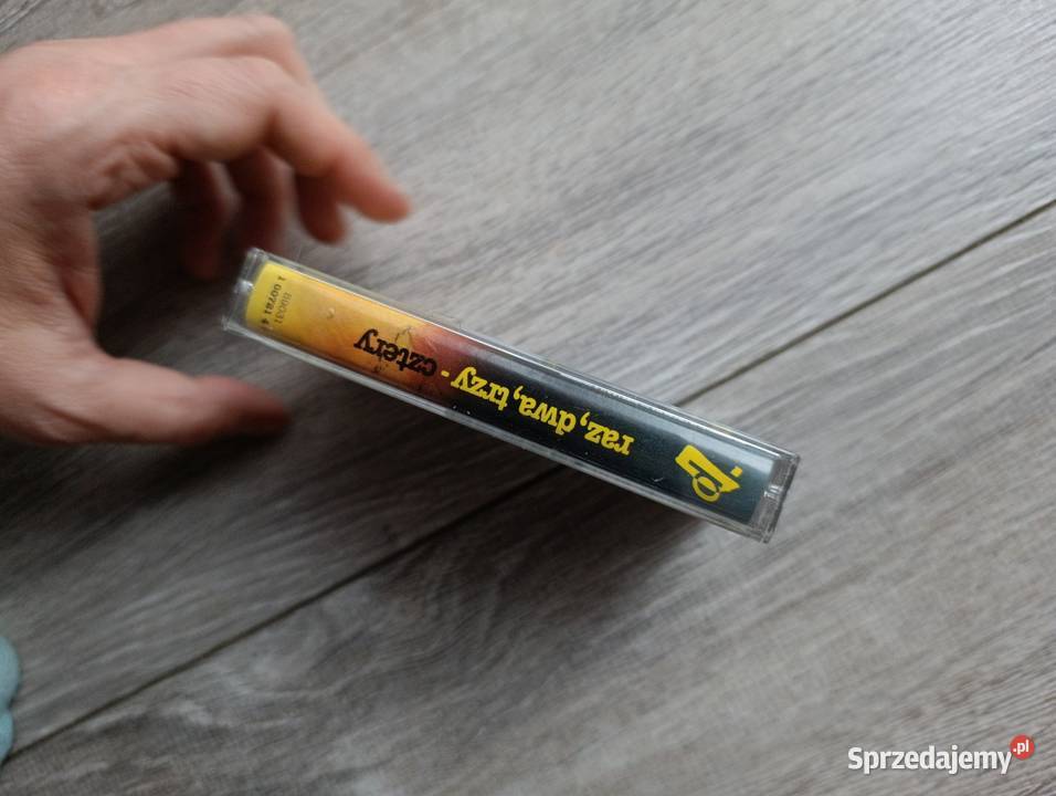 kaseta magnetofonowa Razdwatrzy cztery z 1994 sprzedam