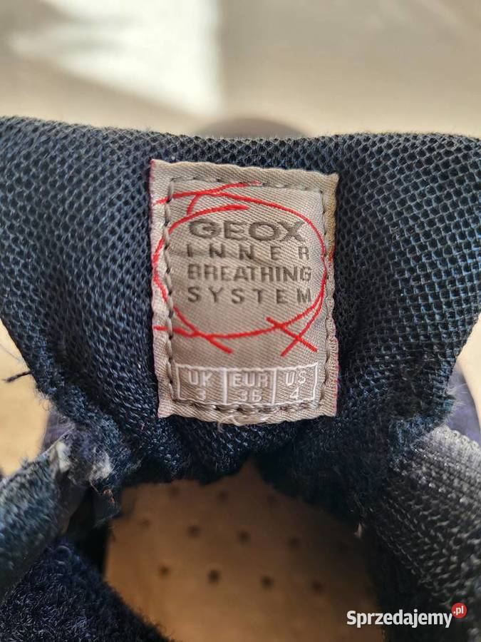 Geox36 Granatowe Dł wkładki 235 Stan
