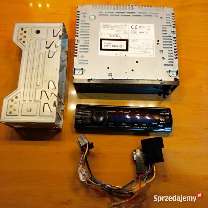 Sony CDXGT29 Radioodtwarzacz samochodowy 4x45 CD Świebodzice