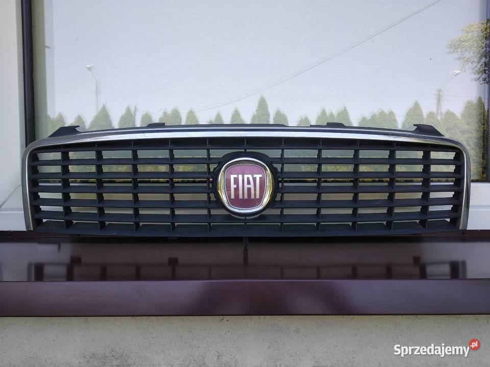 Fiat Linea grill atrapa przednia oryginał osobowe Sieradz