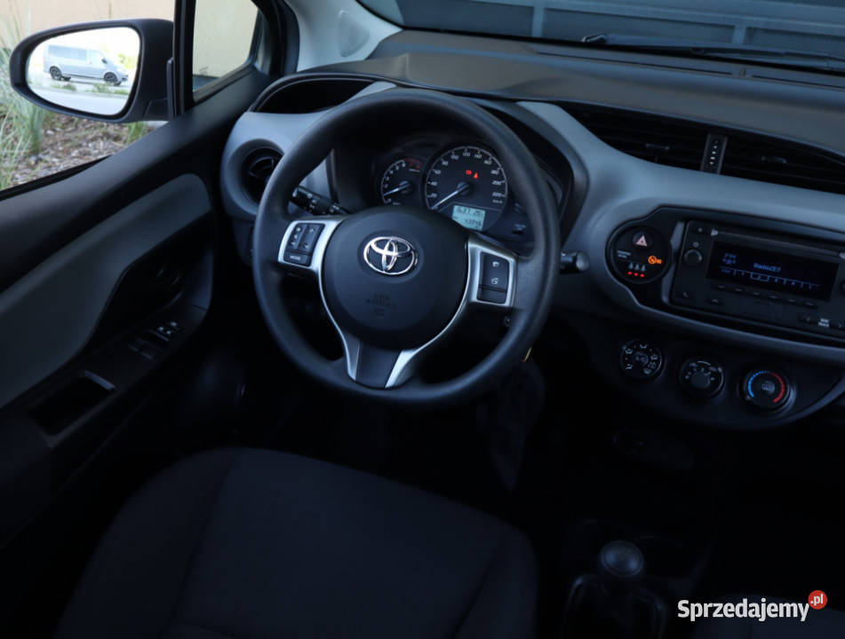 Toyota Yaris 10 VVTi Yaris łódzkie Łódź