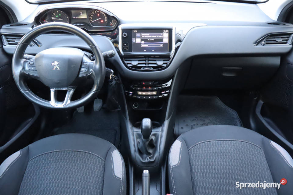Peugeot 208 12 PureTech Zabrze