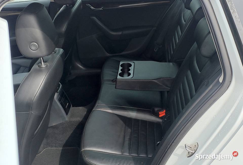Skoda Octavia 18TSI 4x4 DSG bezwypadkowa Wola sprzedam