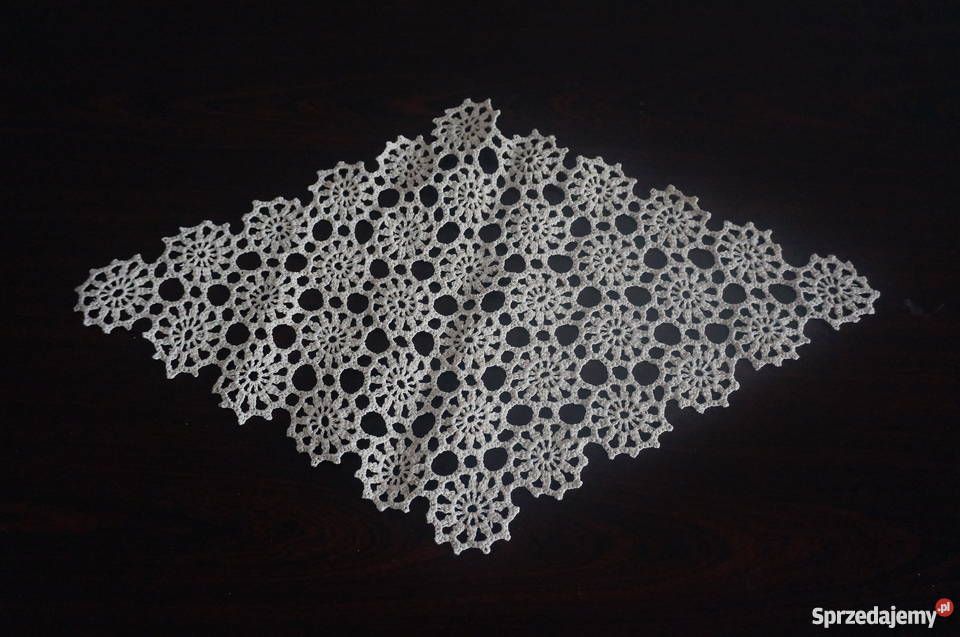 serweta serwetka obrus bieżnik szydełkowy Libiszów-Kolonia