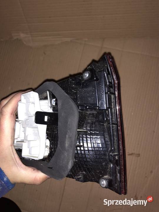 VW SPORTSVAN LAMPA LEWA W KLAPĘ 1417 510945093K Katowice