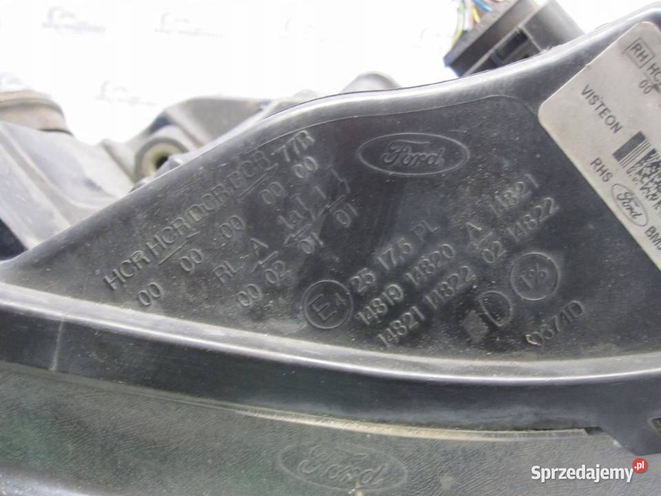 FORD FOCUS MK3 III lampa prawa przód sprzedam