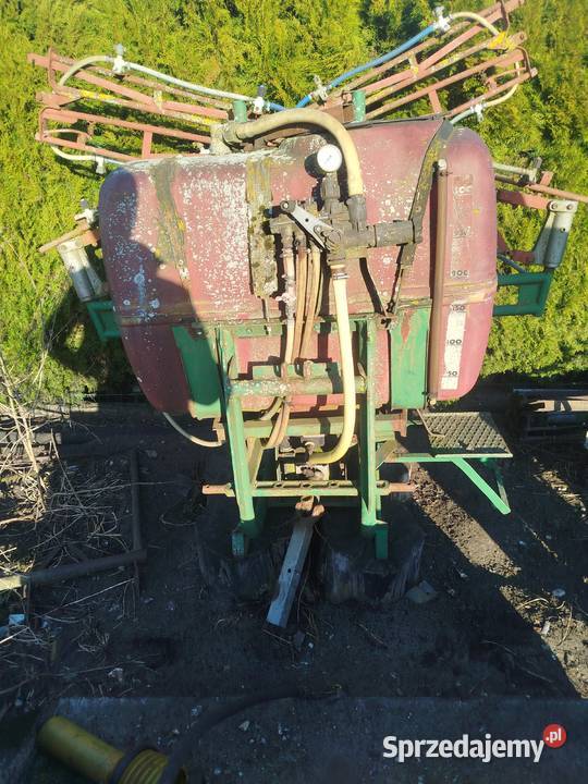 Opryskiwacz zawieszany 300l Zawieszane Lipki Wielkie