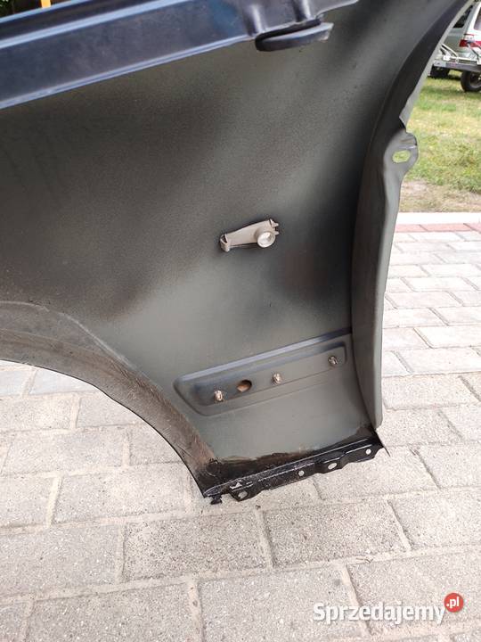 Mercedes W210 E klasa blotnik prawy przod Błotniki Susiec sprzedam