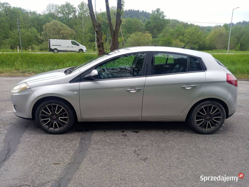Fiat Bravo 2 14 TJet 2008r srebrny małopolskie Nowy Sącz
