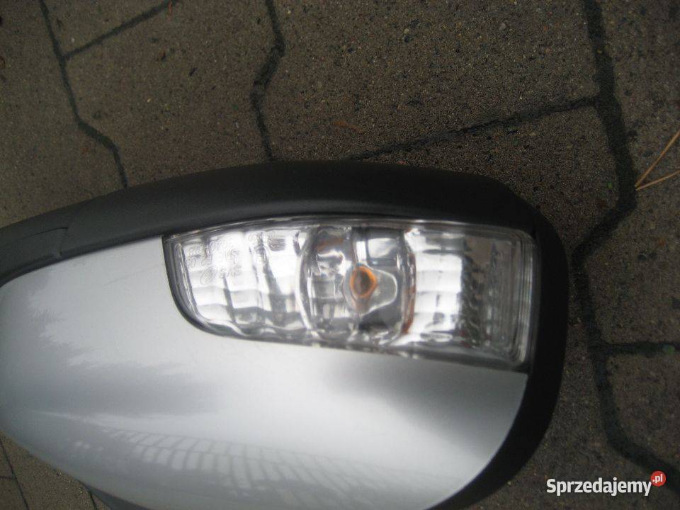 volvo s40 v50 0407r lusterko prawe elektryczne Rakoniewice