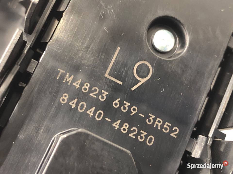 PRZEŁĄCZNIK SZYB LEXUS LBX 8404048230 Crossover podkarpackie