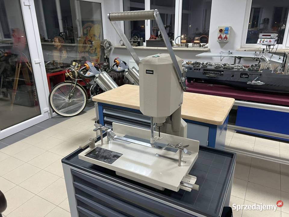 Wiertarka do papieru Uchida VS55 Radom