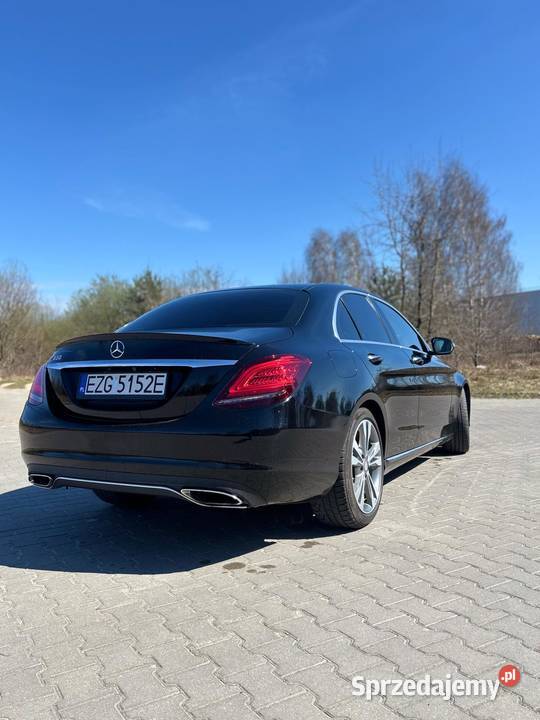 Piękne W205 C300 gniazdo SD Motoryzacja Łódź