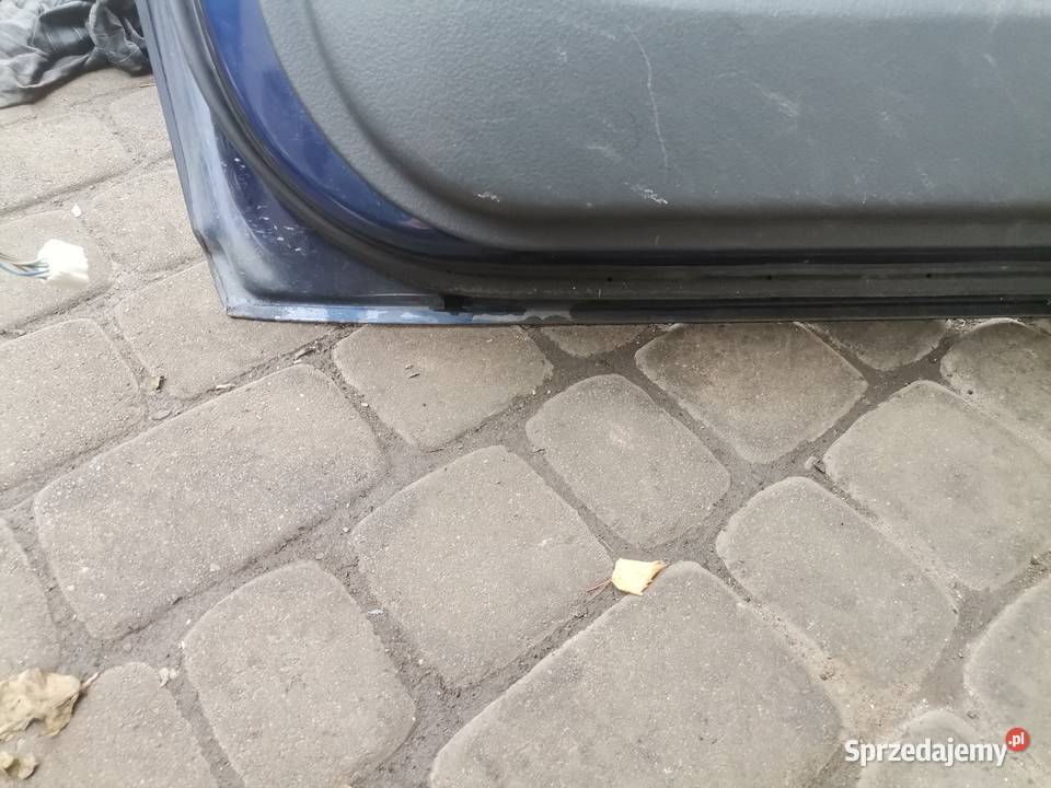 DRZWI PRAWY PRZÓD TOYOTA YARIS 1 8K8 Nowy Sącz