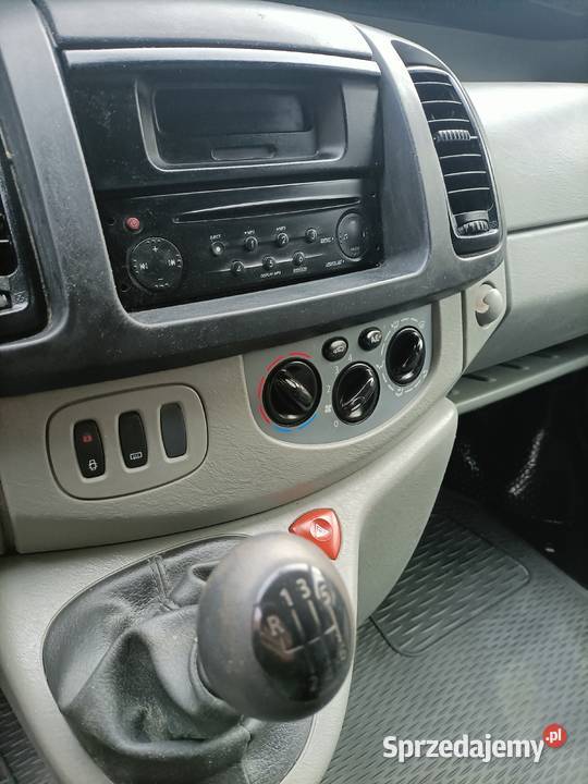 RENAULT TRAFIC 20 DCI LONG klimatyzacja sprowadzony Gorzów Wielkopolski sprzedam