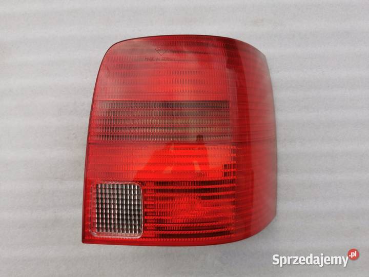 Lampa Prawy Tył Tylna Prawa VW Passat B5 Kombi Wyszków