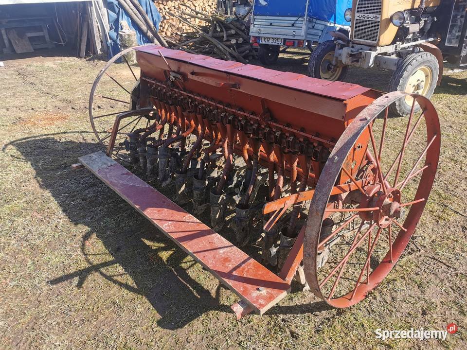 Siewnik zbożowy 21 lejków Zakrzówek
