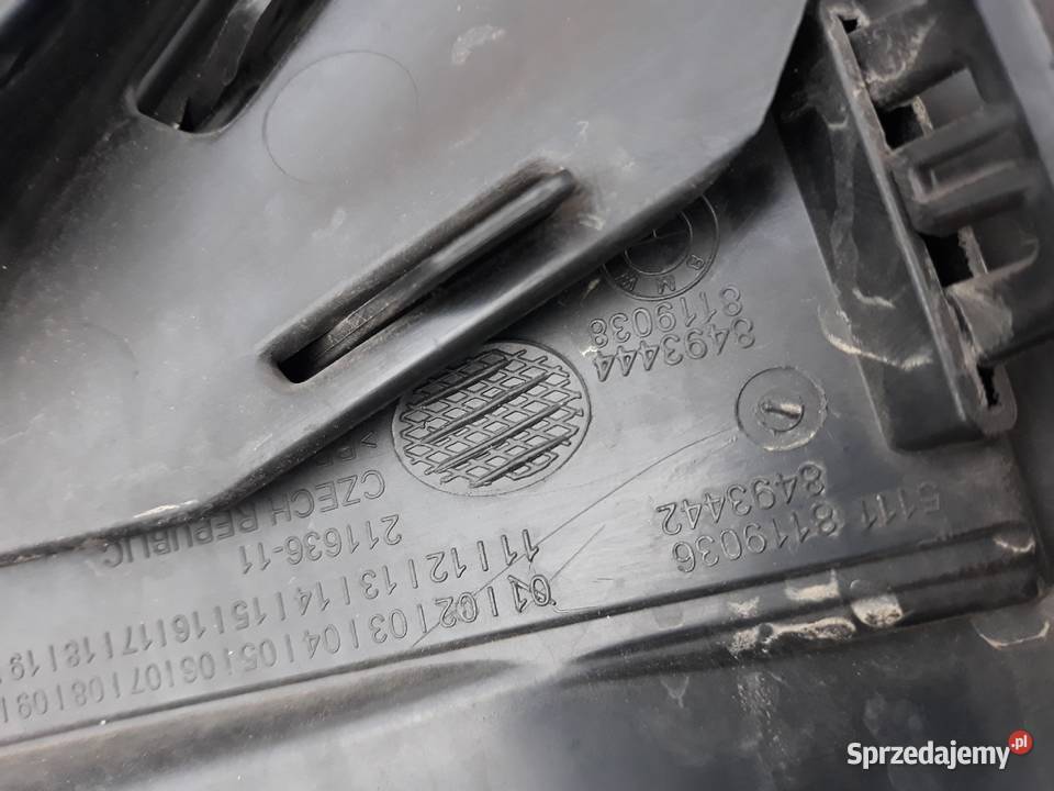 BMW X1 F48 LIFT KRATKA PRAWA ZDERZAKA PRZÓD Międzychód sprzedam