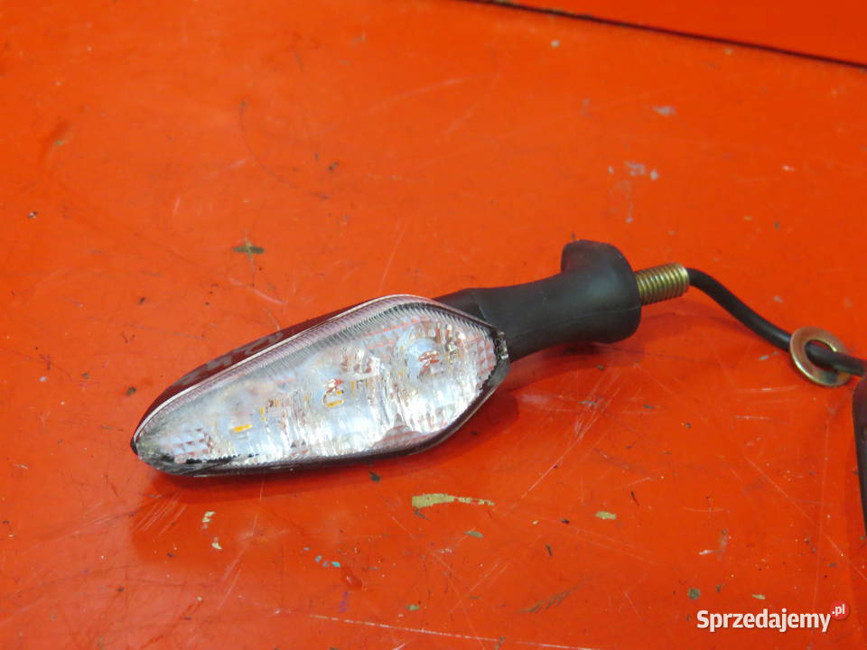 SWM 125 ITALY 2022 kierunkowskaz kierunek led