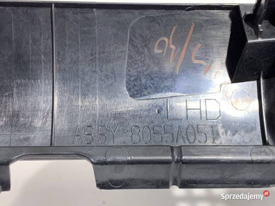 LISTWY DEKOR KRATKA NAWIEWU MITSUBISHI OUTLANDER