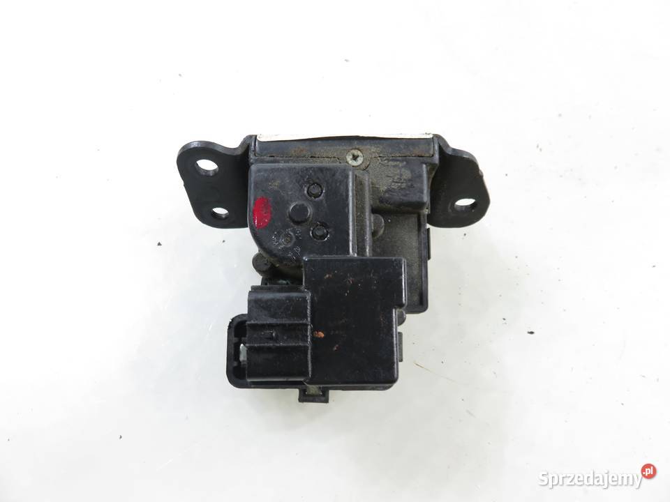 ZAMEK KLAPY KIA SPORTAGE III SL 812303W000