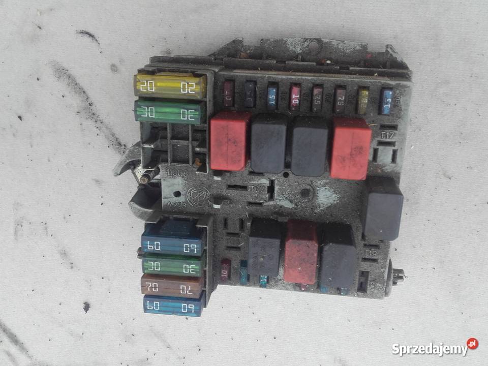 Fiat Stilo skrzynka bezpieczników 46796539 Skrzynki bezpieczników łódzkie Ksawerów