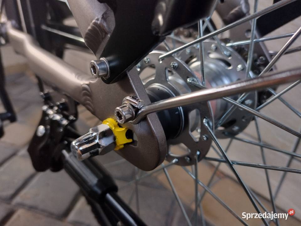 Rower elektryczny Bulls Germany zasięg 120