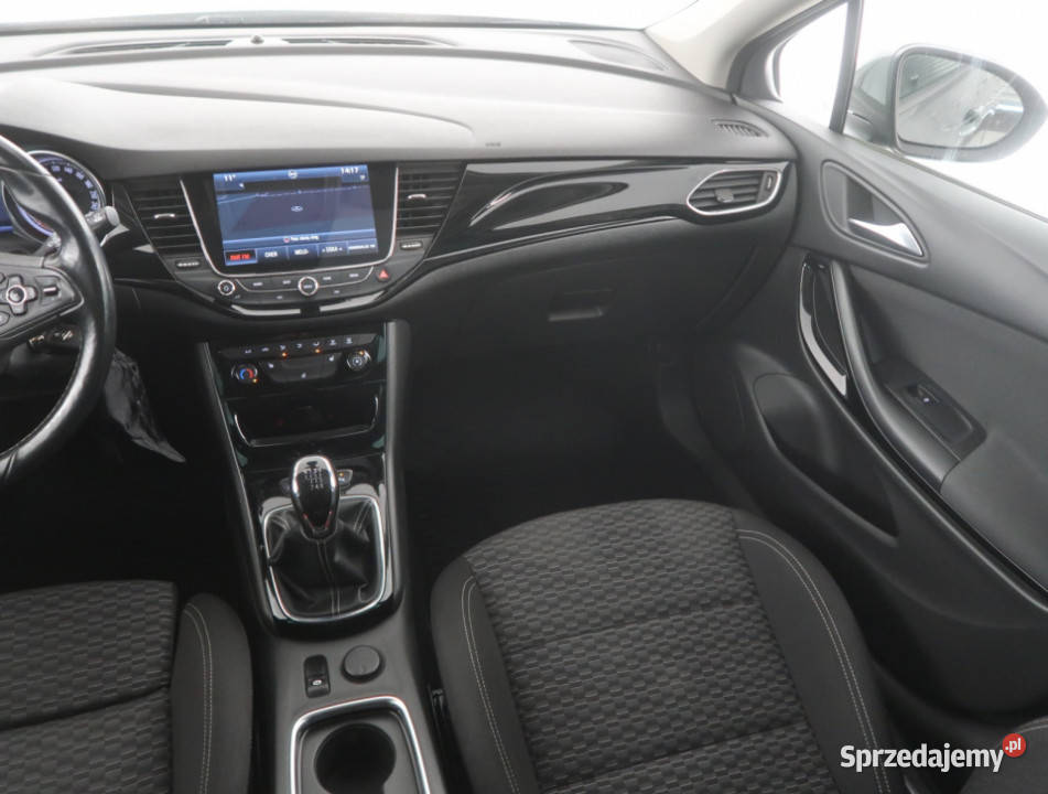 Opel Astra 16 CDTI tempomat Bielany Wrocławskie