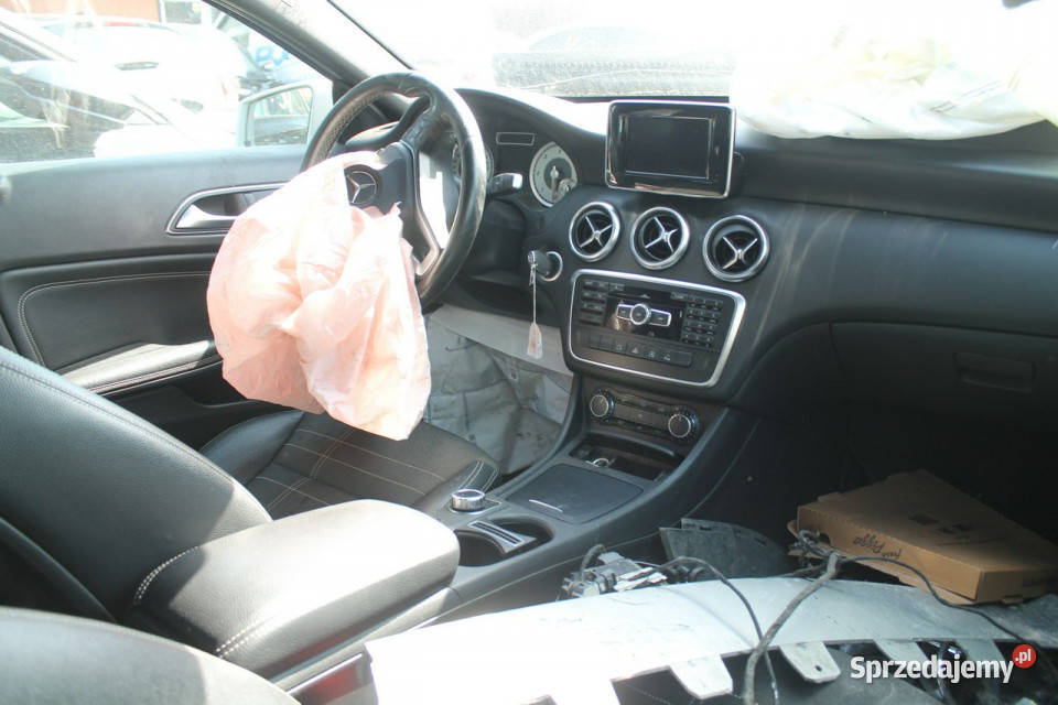 Mercedes A 180 W176 2012 Ostrów Wielkopolski