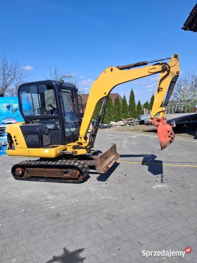 Minikoparka cat 3025 uszkodzona tak Wadowice