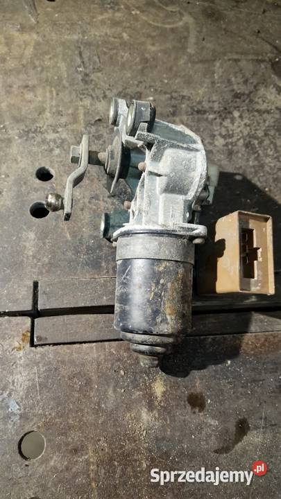 Części Nissan Terrano Kraków sprzedam