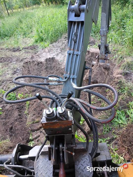 Rozdzielacz 4 sekcyjny do ładowacz troll nieuszkodzony Kolbuszowa sprzedam