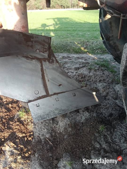 pług Szadek