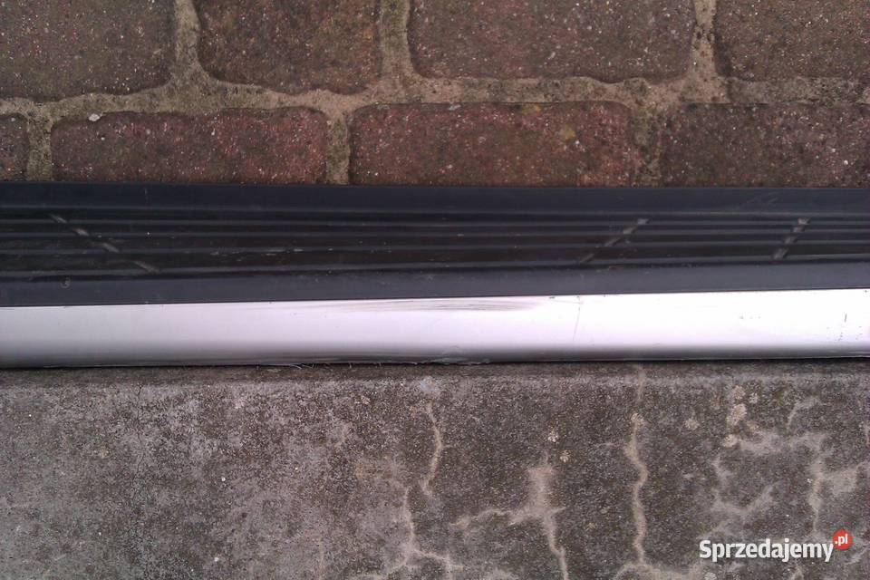 Mitsubishi Pajero IV 5D stopnie nakładka progów