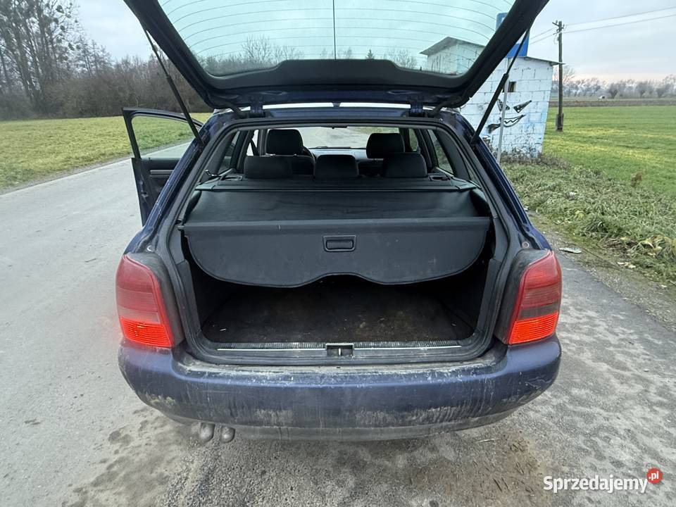 Kaudi 19 taktyczny wóz roboczy diesel Samochody osobowe Dęblin