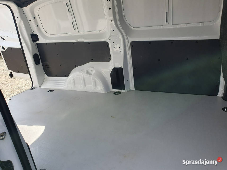 Opel Vivaro 20 Diesel L3 H1 Stan Long Chełm Śląski sprzedam