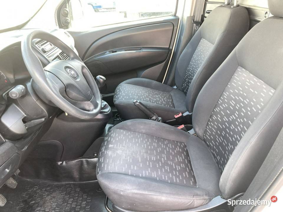 Fiat Doblo Fiat Doblo 13 jtd ECO Flex chłodnia nieuszkodzony