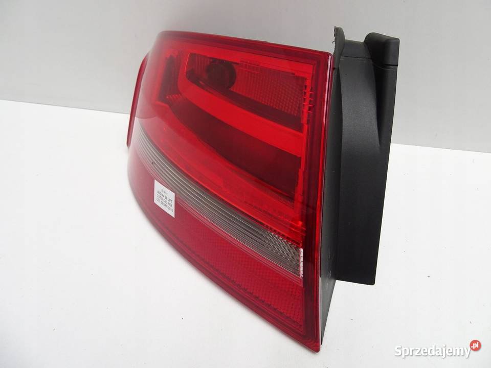 LAMPA LEWY TYŁ LEWA TYLNA W KLAPĘ 8K5945095AA