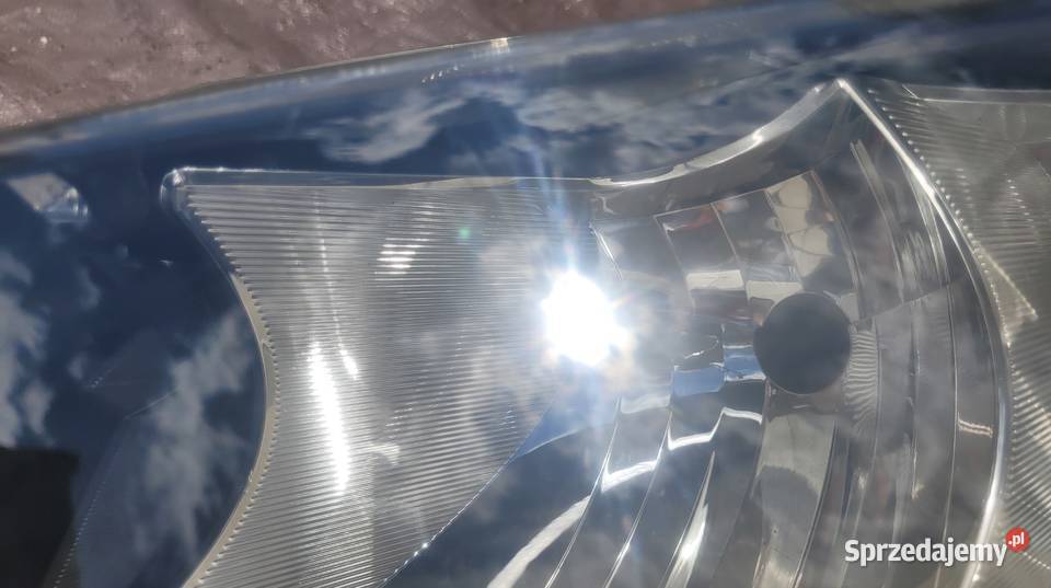 SKODA OCTAVIA III 3 LAMPA REFLEKTOR LEWY PRZÓD śląskie Ruda Śląska