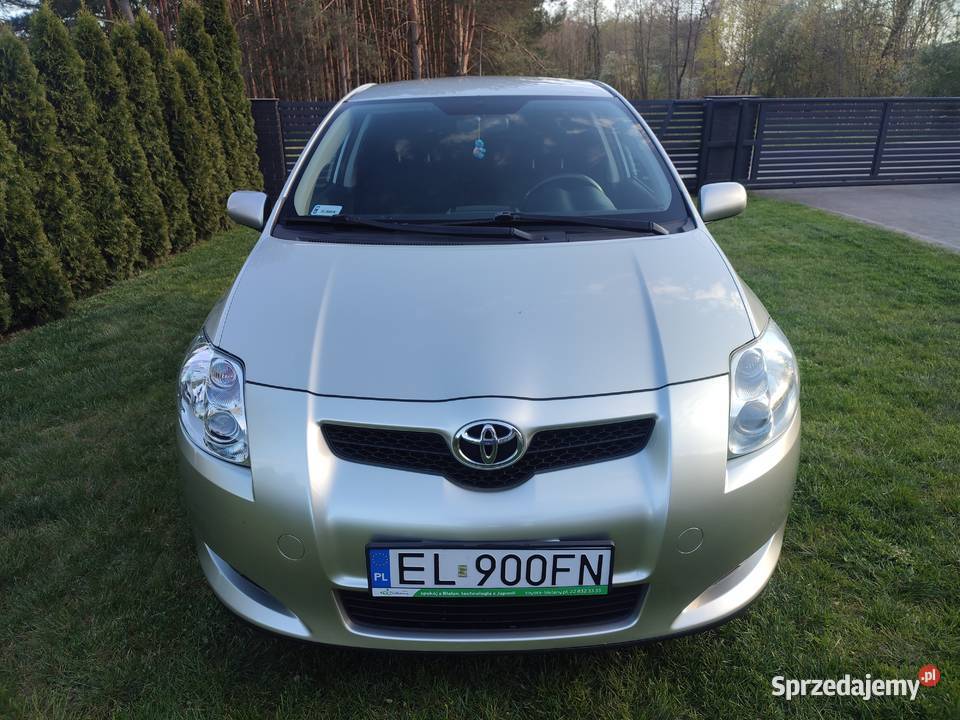 Sprzedam Toyotę Auris Marzenin sprzedam
