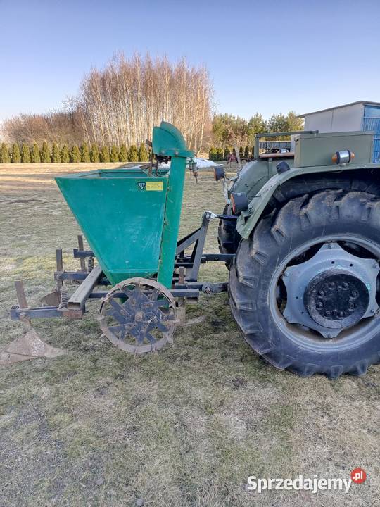 Sadzarka do ziemniaków Siewniki i sadzarki Ciechanów