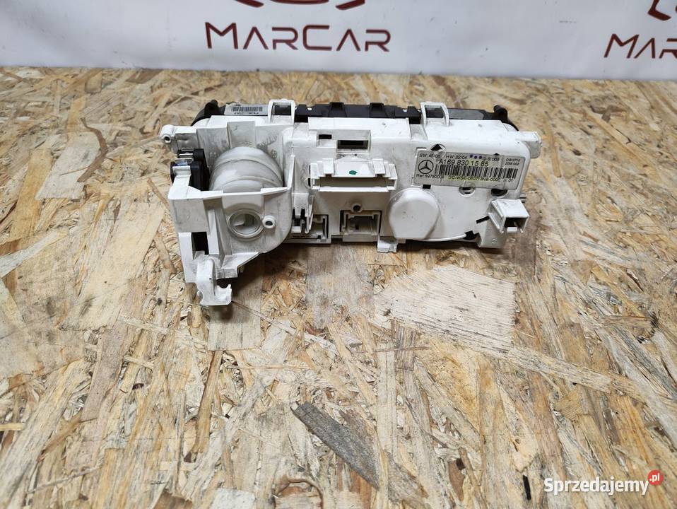 Panel Nawiewu Klimatyzacji Mercedes AKlasa W169 Rok produkcji 2008 Panele sterowania, przełączniki wielkopolskie Pleszew