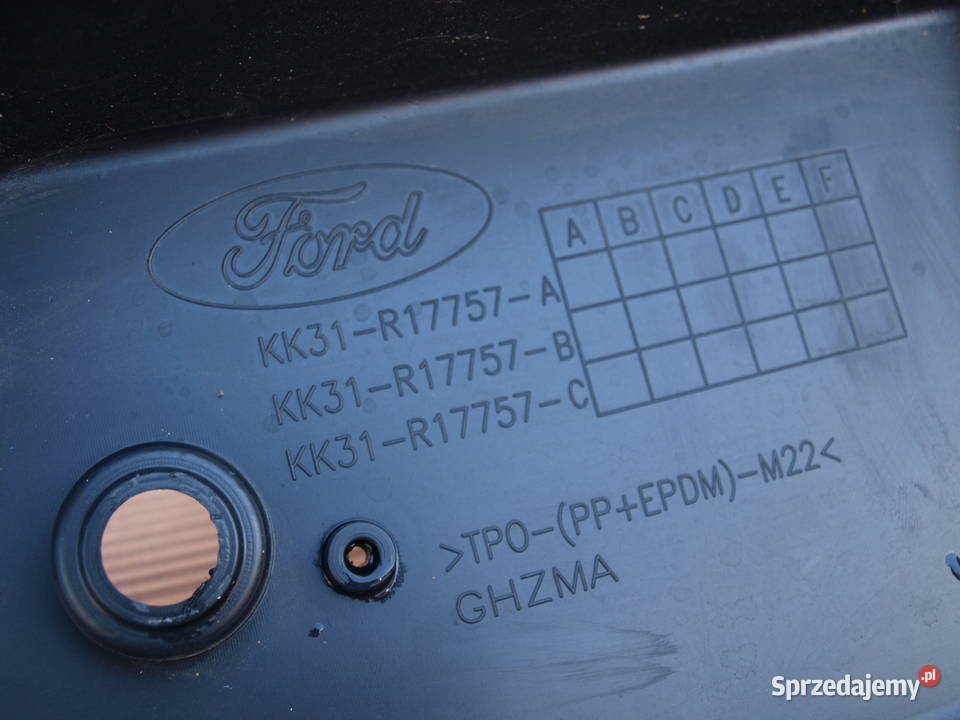Ford Transit Mk8 zderzak przód 2019 2022r Karoseria