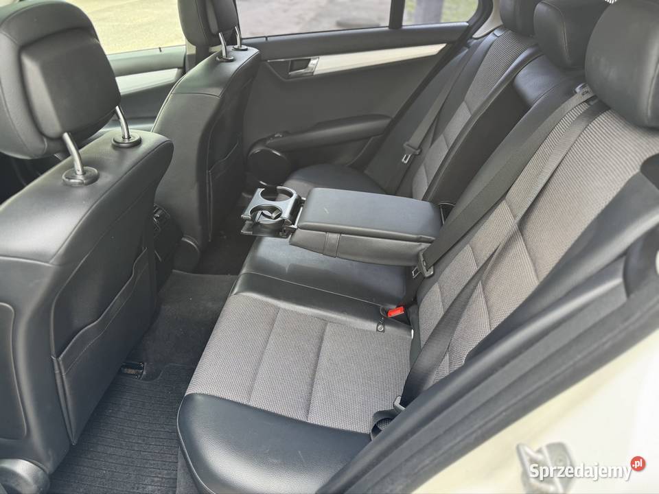 MercedesBenz C180 CGI 2010 Automat Avantgarde