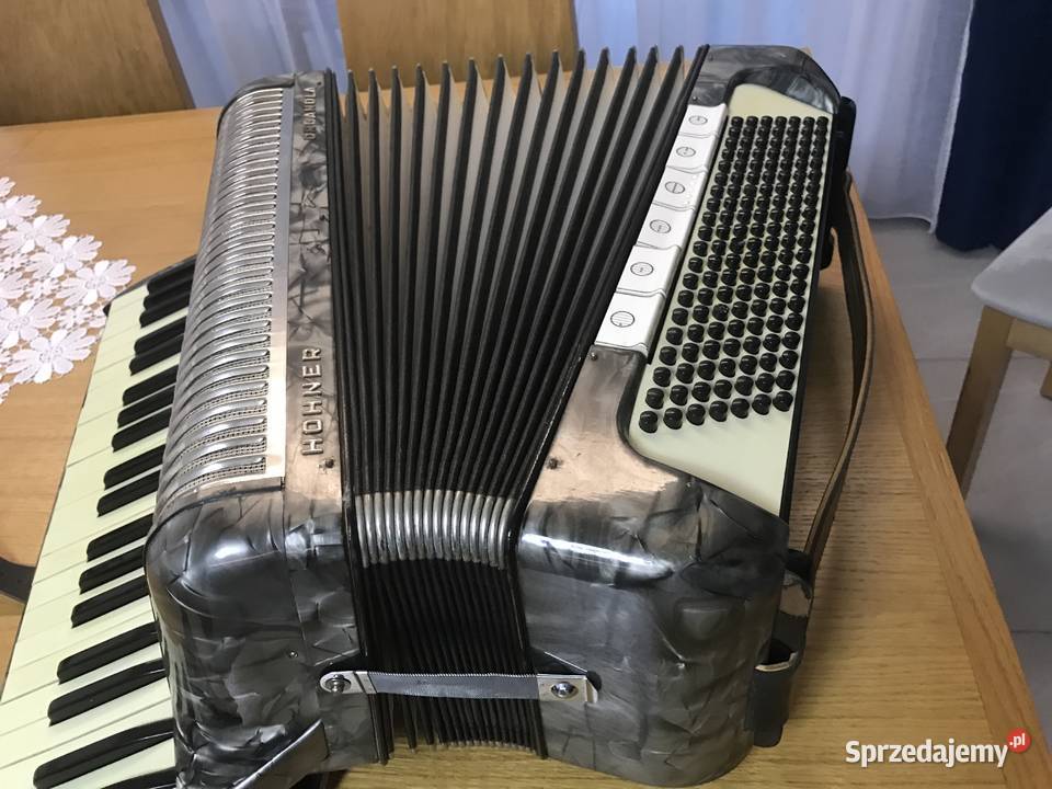 Akordeon Hohner organola 140basów