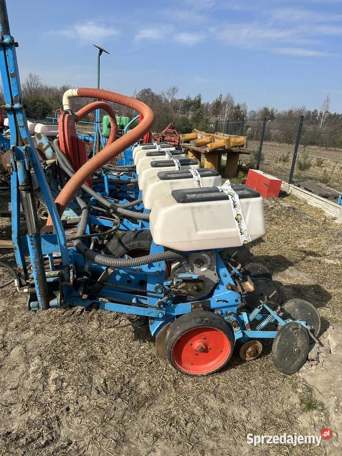 Sprzedam siewnik Monosem 6 rzedowy talerzowy Nowe Kozłowice