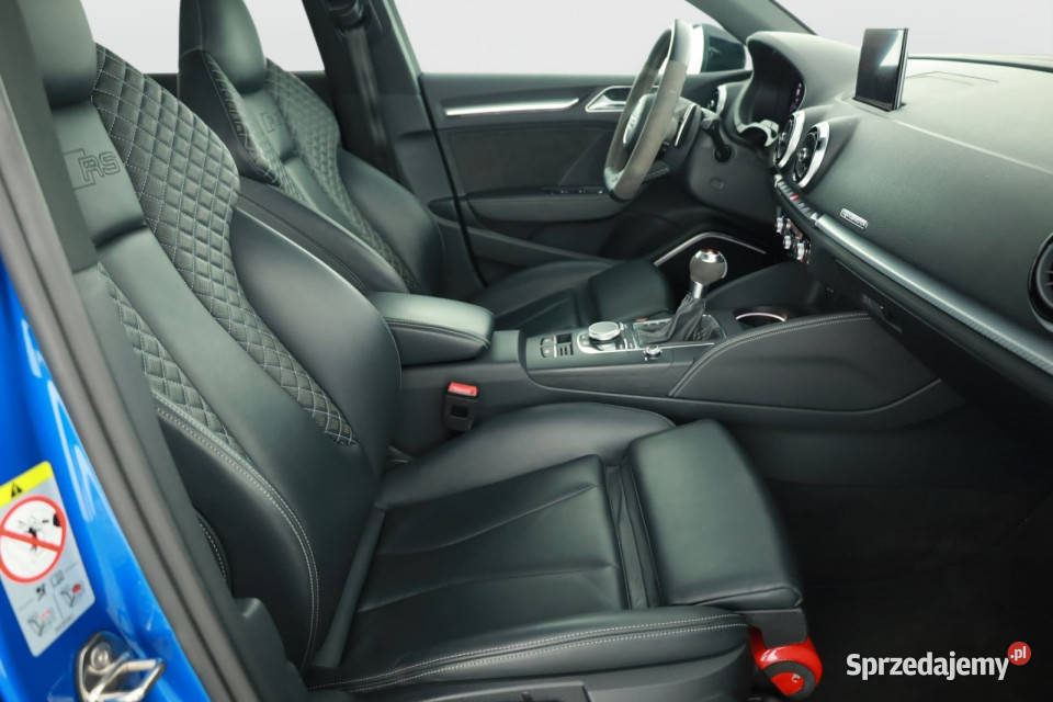 Audi RS3 25 TFSI światła przeciwmgielne