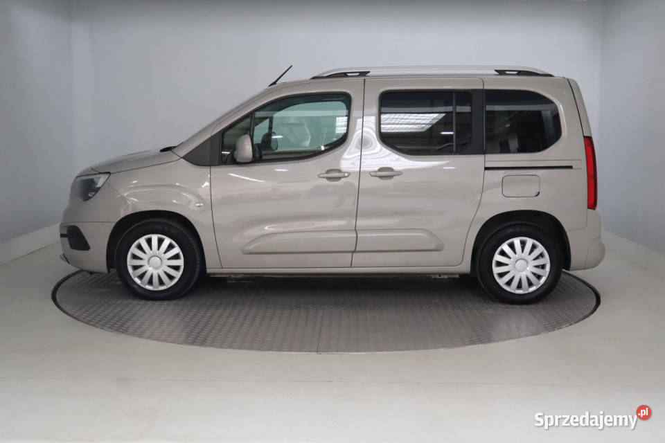 Opel Combo 15 CDTI manualna Opel sprzedam