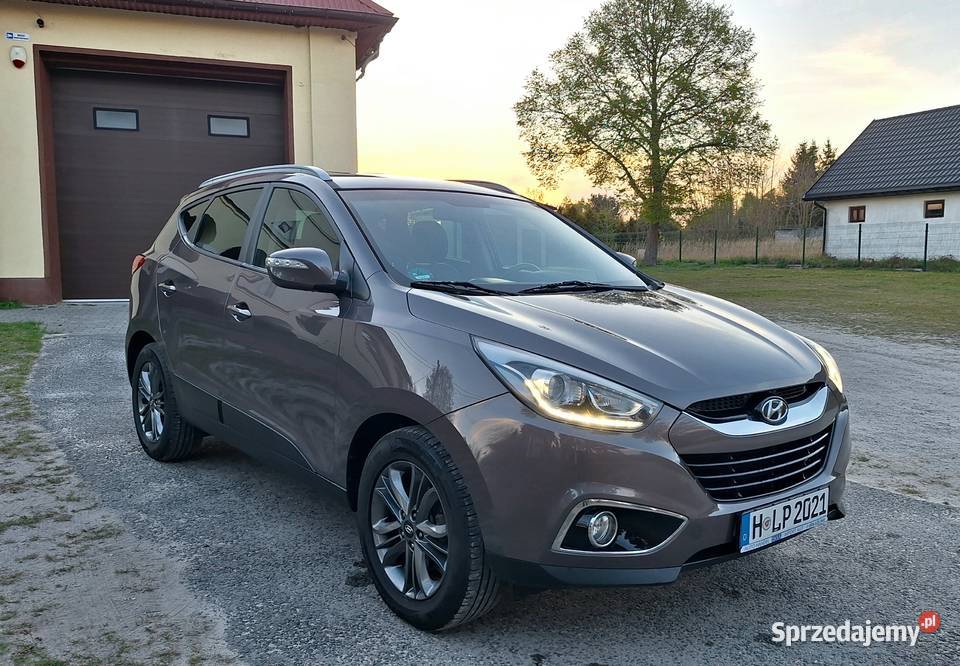 Hyundai ix35 16 135 benzyna z Niemiec serwis ASO hak Oksa