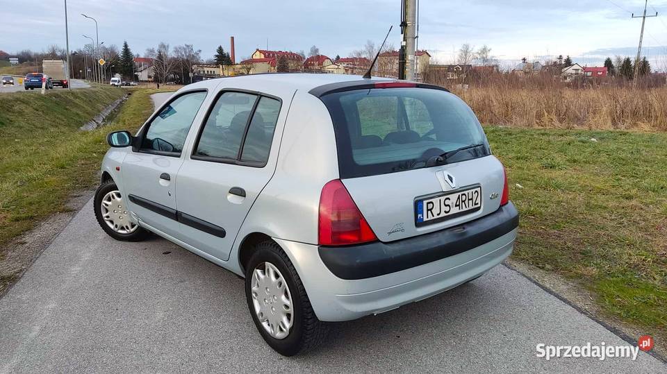 Renault Clio II 12 16v Benzyna Lift Elektryka Rok produkcji 2002 Jasło
